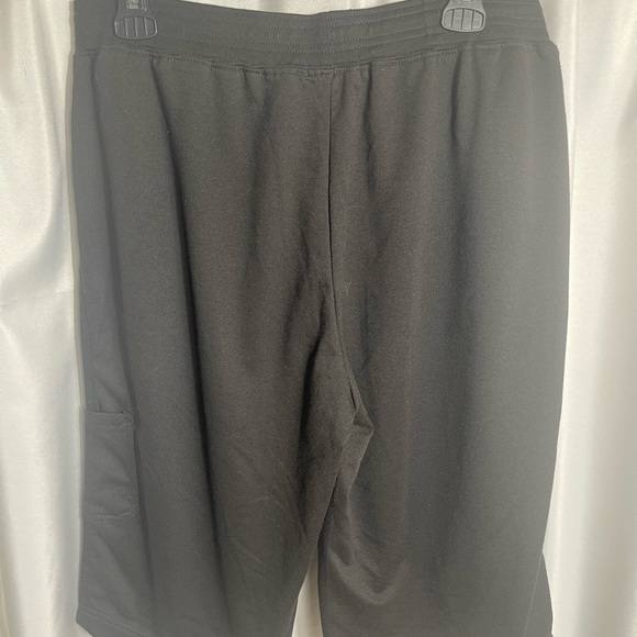 ZNA Sports Men's Black Casual Shorts Size XL Zipper Pockets - Picture 3 of 4
